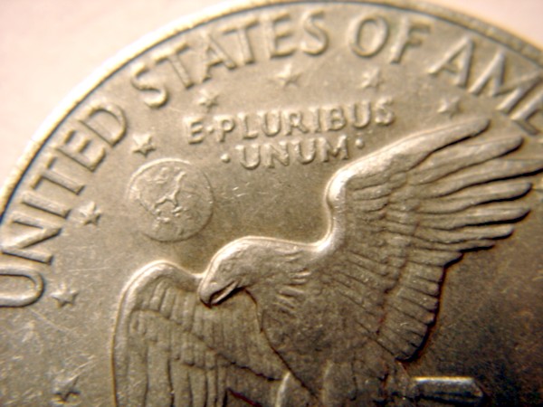 1977-P-Eisenhower-Dollar--Improperly-Annealed